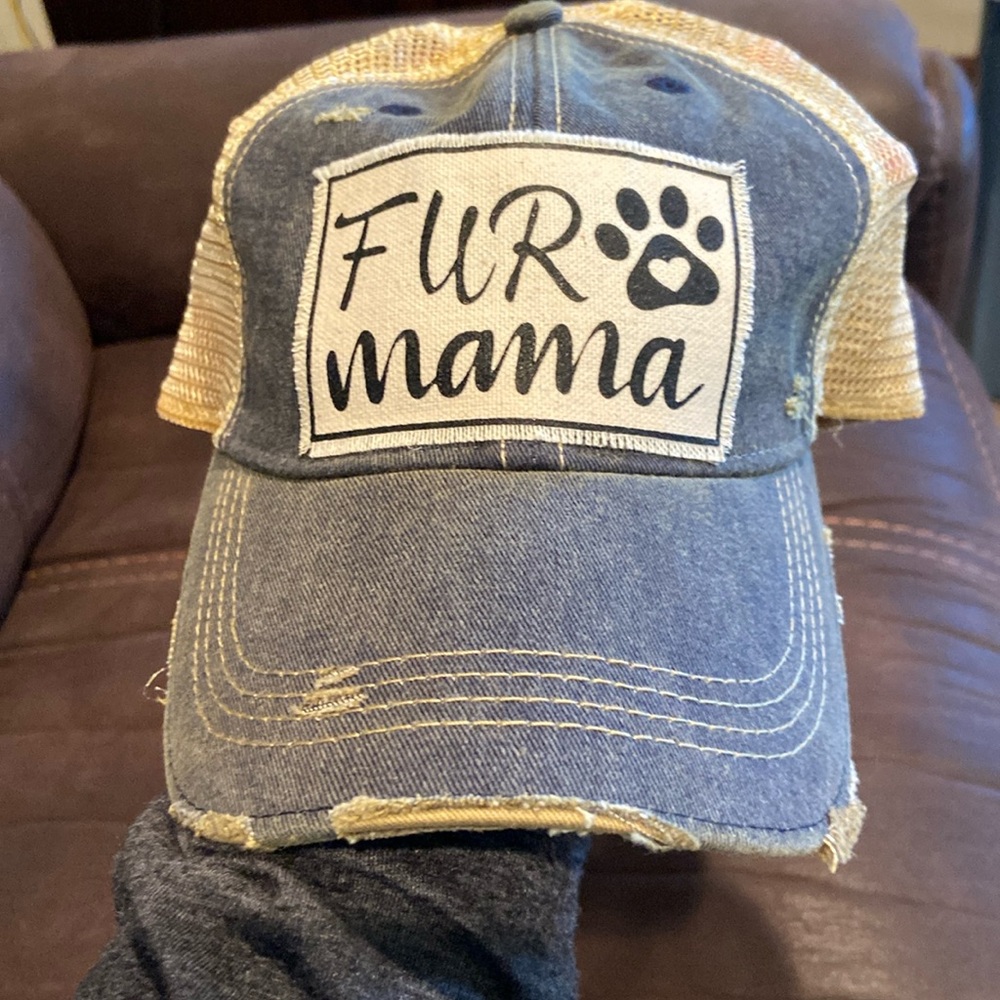 Fur Mama hat